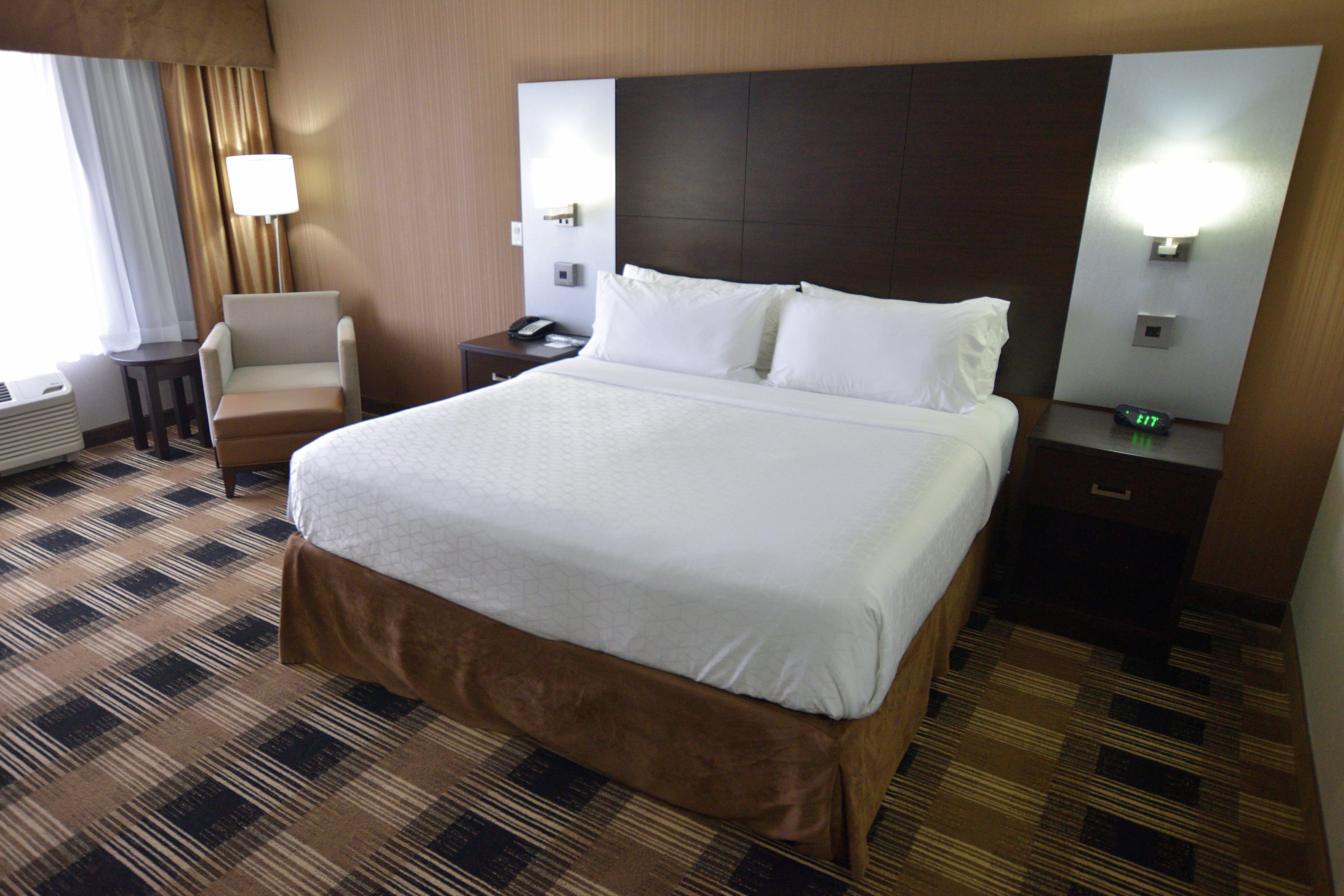 Holiday Inn Express & Suites Ottawa East-Orleans By Ihg מראה חיצוני תמונה
