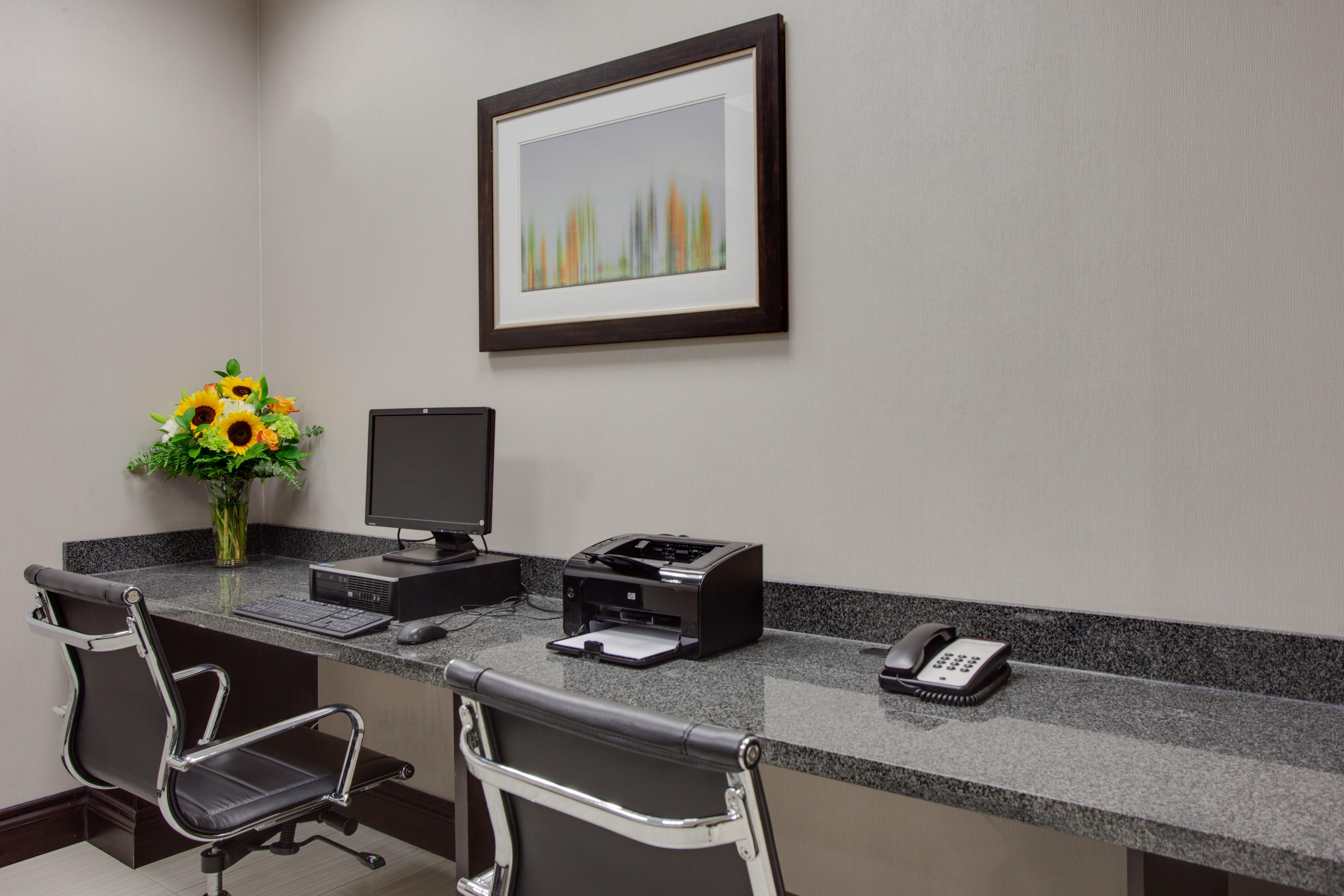 Holiday Inn Express & Suites Ottawa East-Orleans By Ihg מראה חיצוני תמונה