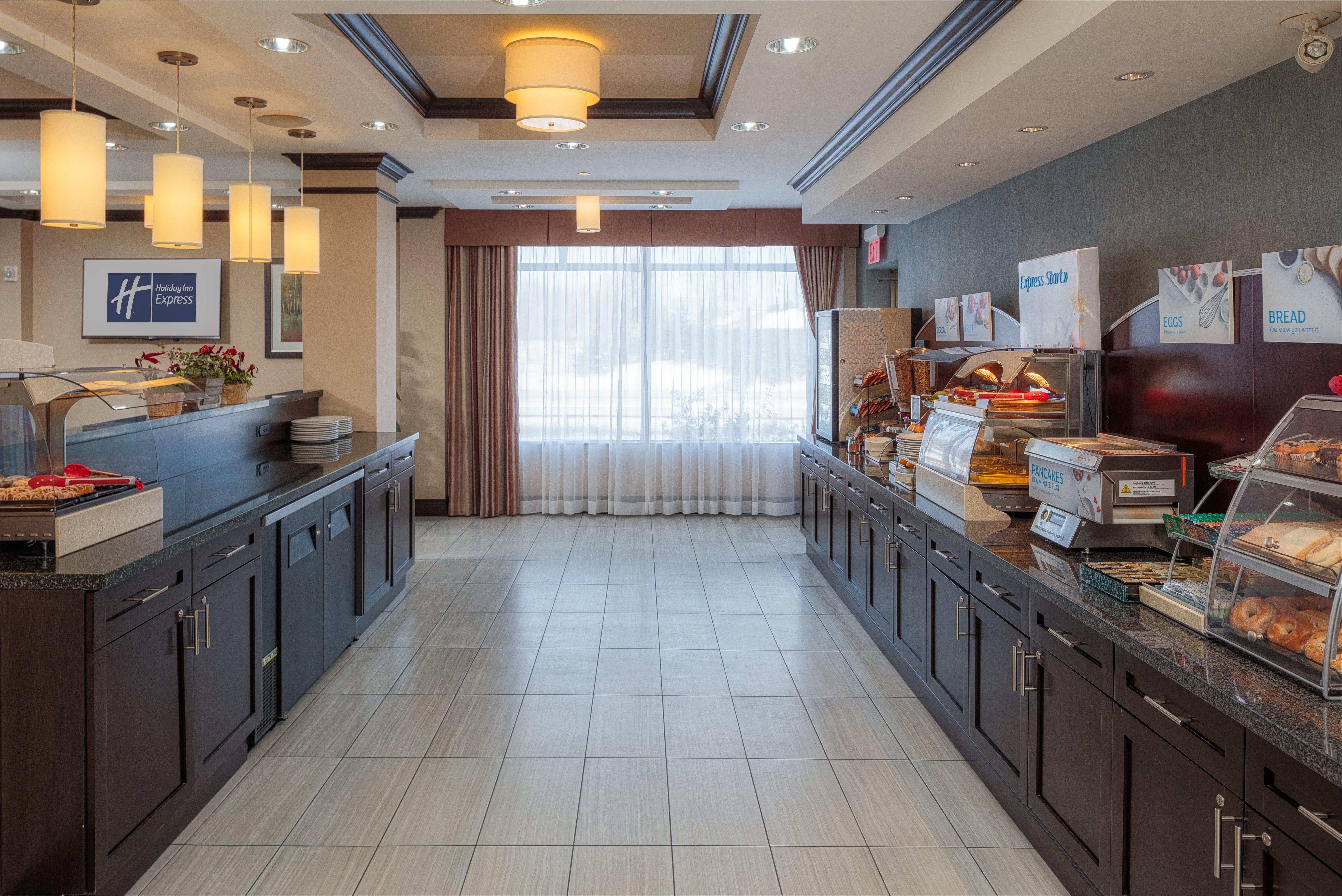 Holiday Inn Express & Suites Ottawa East-Orleans By Ihg מראה חיצוני תמונה
