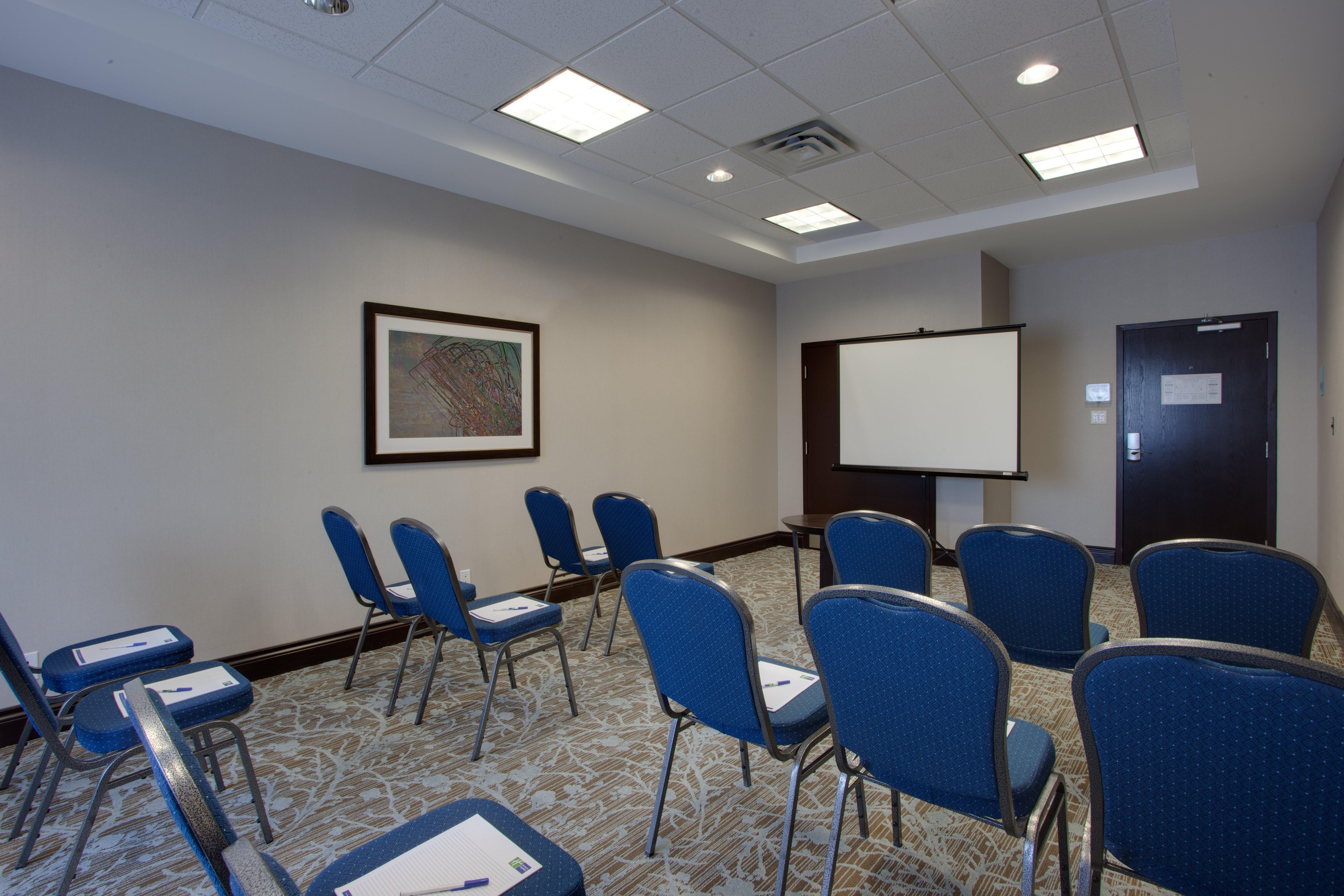 Holiday Inn Express & Suites Ottawa East-Orleans By Ihg מראה חיצוני תמונה