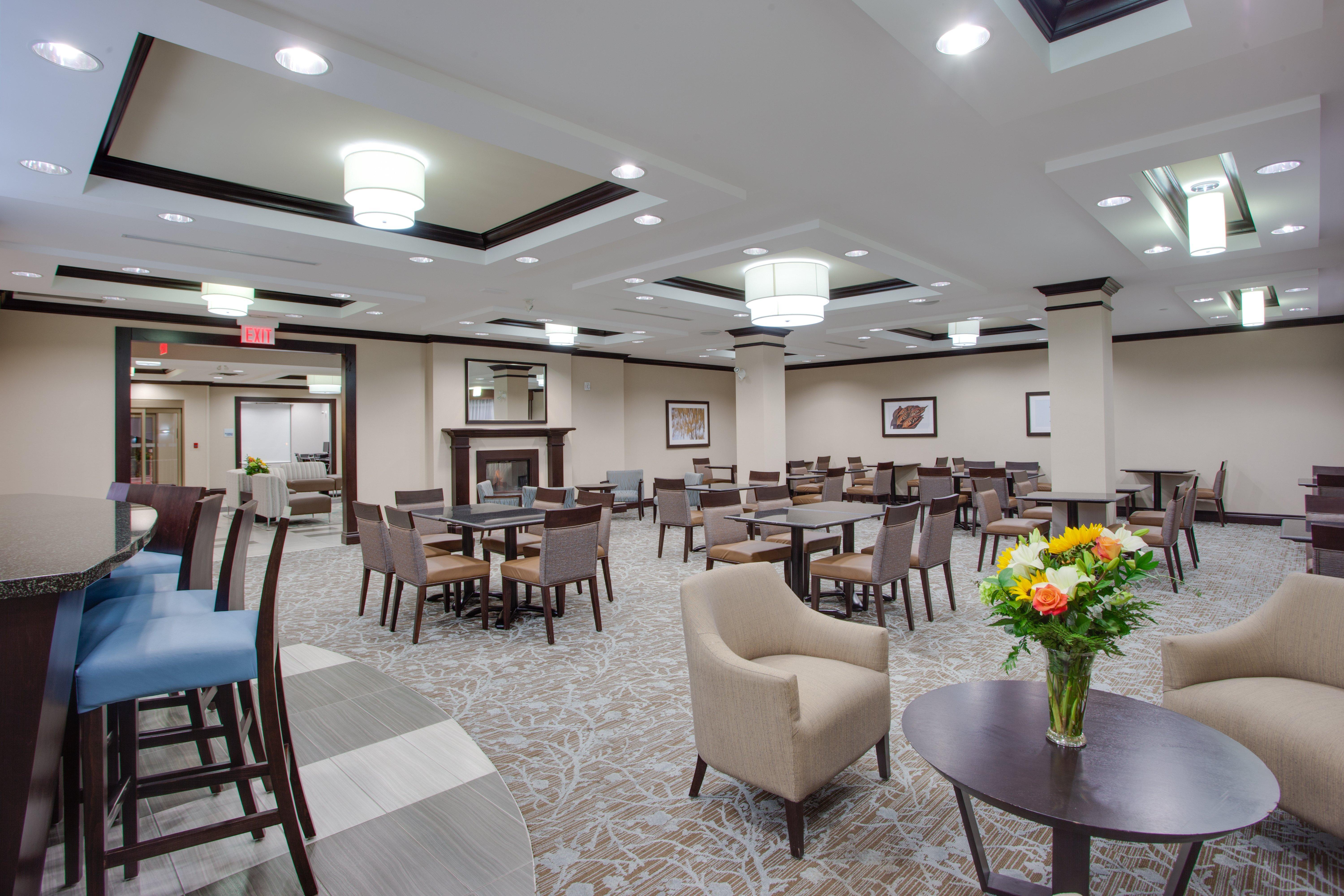 Holiday Inn Express & Suites Ottawa East-Orleans By Ihg מראה חיצוני תמונה