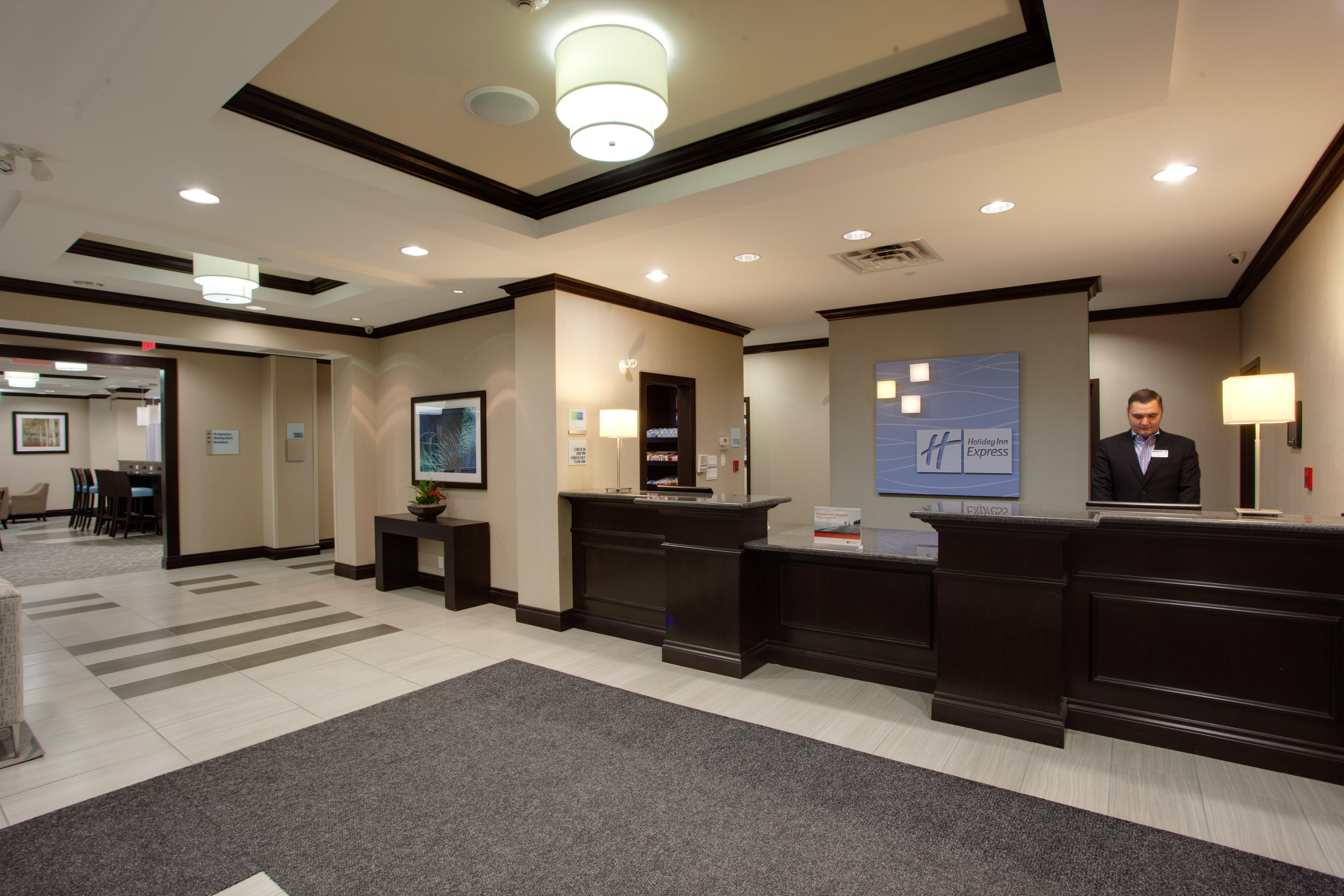 Holiday Inn Express & Suites Ottawa East-Orleans By Ihg מראה חיצוני תמונה