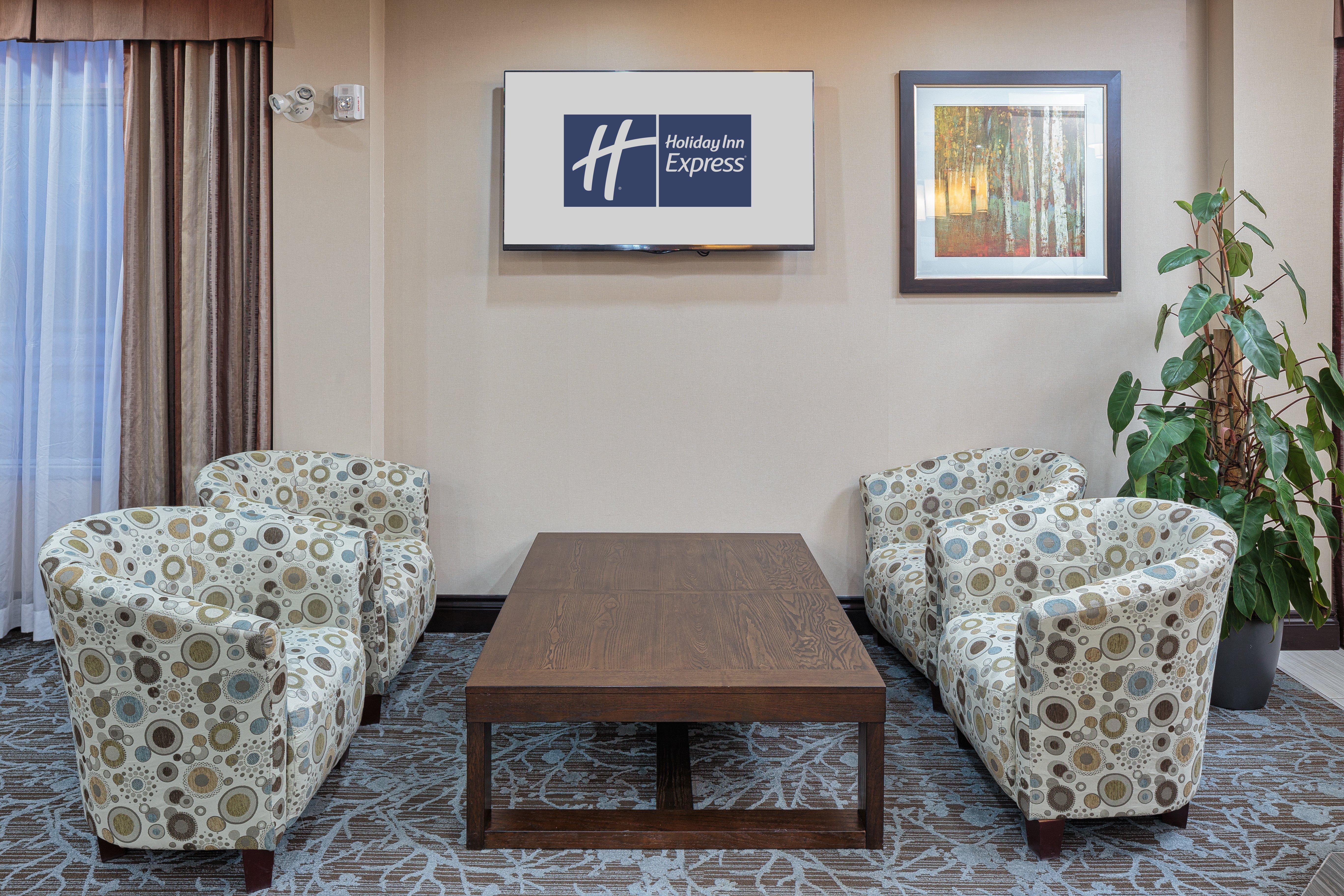 Holiday Inn Express & Suites Ottawa East-Orleans By Ihg מראה חיצוני תמונה