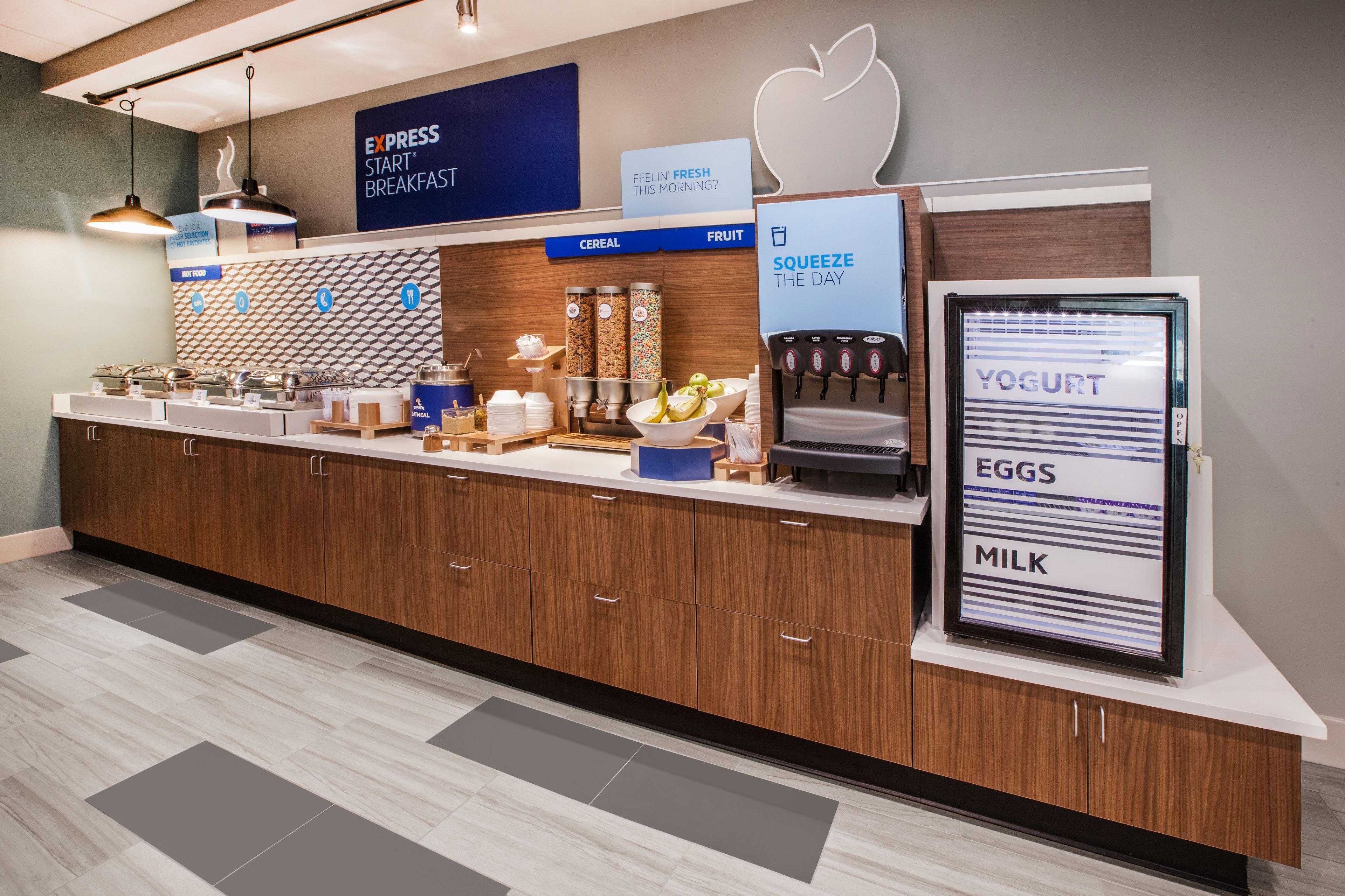 Holiday Inn Express & Suites Ottawa East-Orleans By Ihg מראה חיצוני תמונה