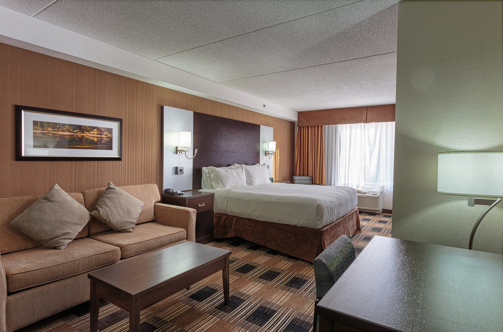 Holiday Inn Express & Suites Ottawa East-Orleans By Ihg מראה חיצוני תמונה